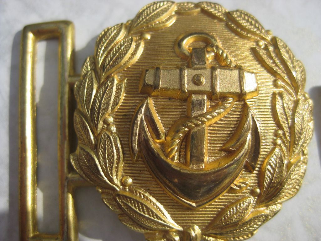 Offiziersdolch / Kriegsmarinedolch / Marinedolch Dolchkoppelschloß