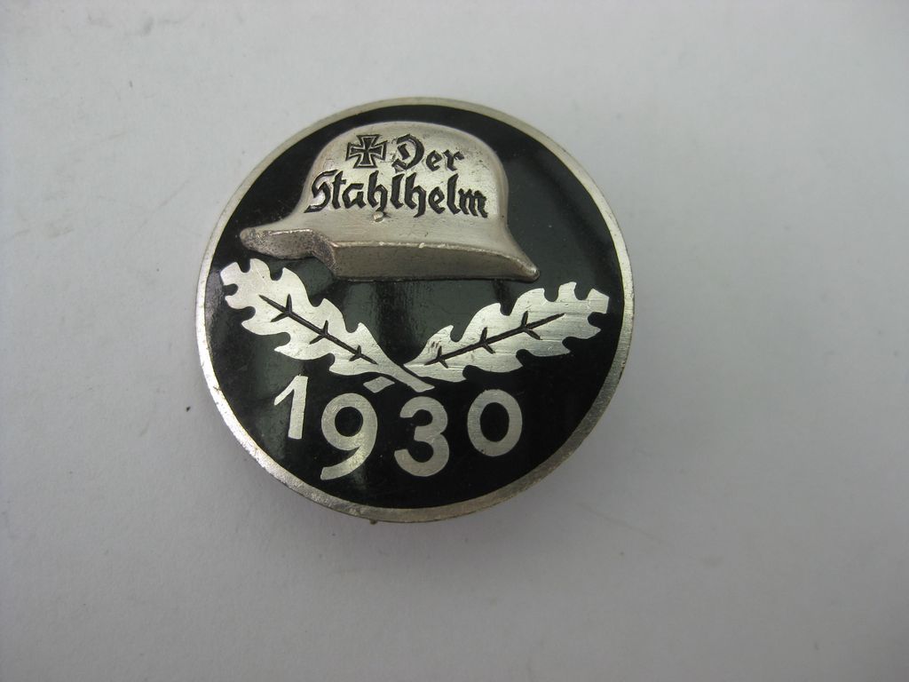 Mitgliedsabzeichen Kriegerbund Stahlhelmbund / Bund der Frontsoldaten mit der Jahreszahl 1930