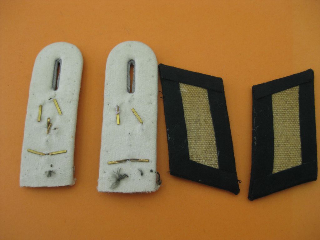 Schulterklappen und Kragenspiegel Heer Oberleutnant Maschinengewehrbataillon Nr.1 Wehrmacht