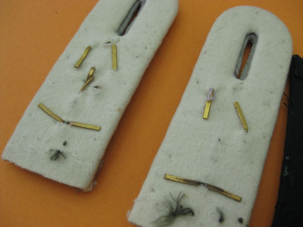 Schulterklappen und Kragenspiegel Heer Oberleutnant Maschinengewehrbataillon Nr.1 Wehrmacht