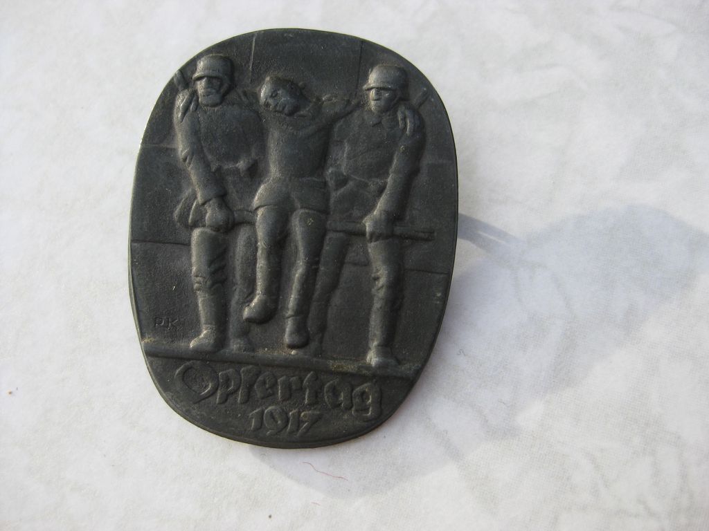 Erinnerungsabzeichen Opfertag 1917 DESCHLER in München