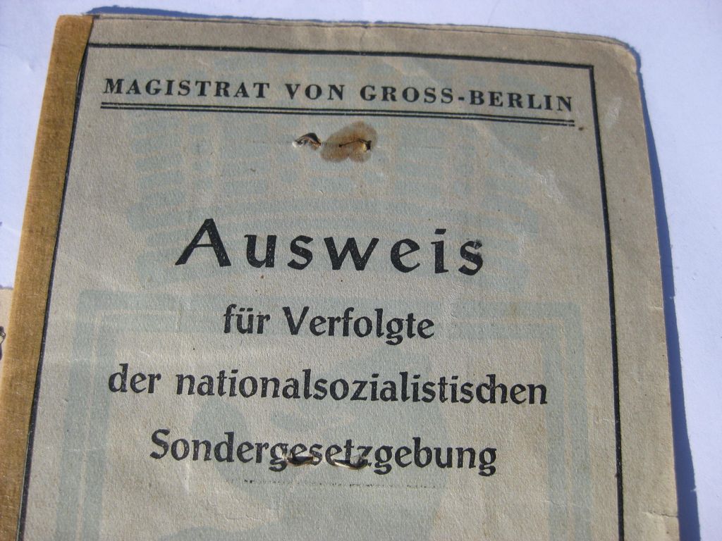 Nachlass Ausweis für Verfolgte des Nationalsozialismus Berlin 1947
