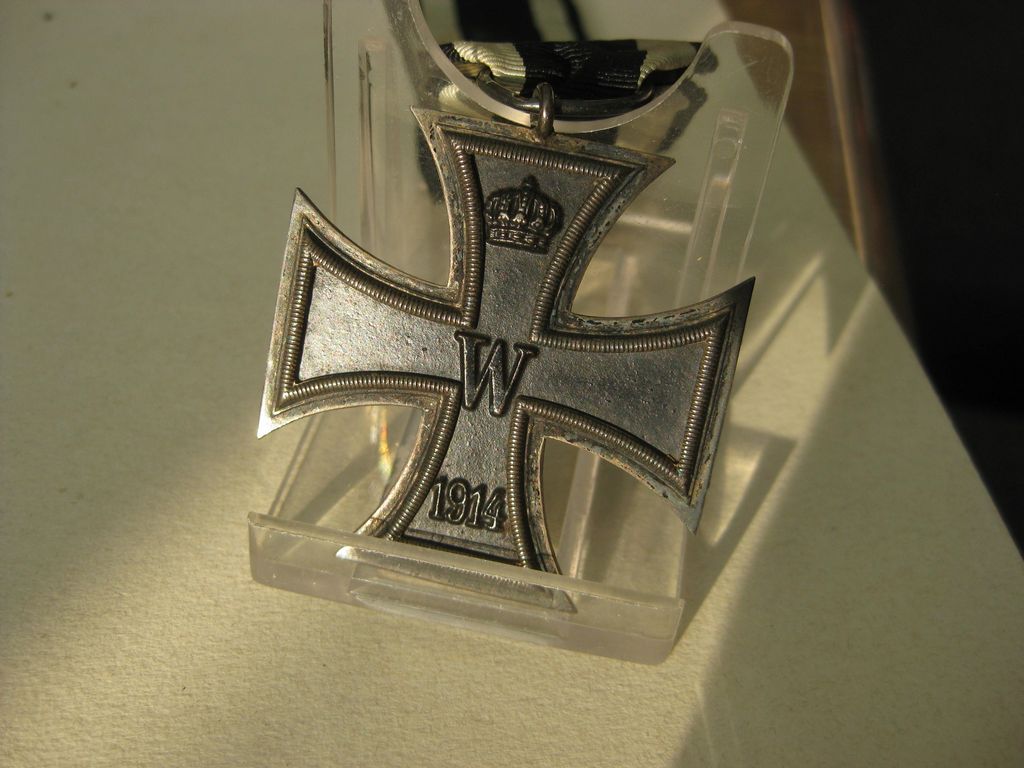Eisernes Kreuz 2.Klasse 1914 (EK2/14) Hersteller: "K" Kachert in WIEN mit österreichischer Silberpunze