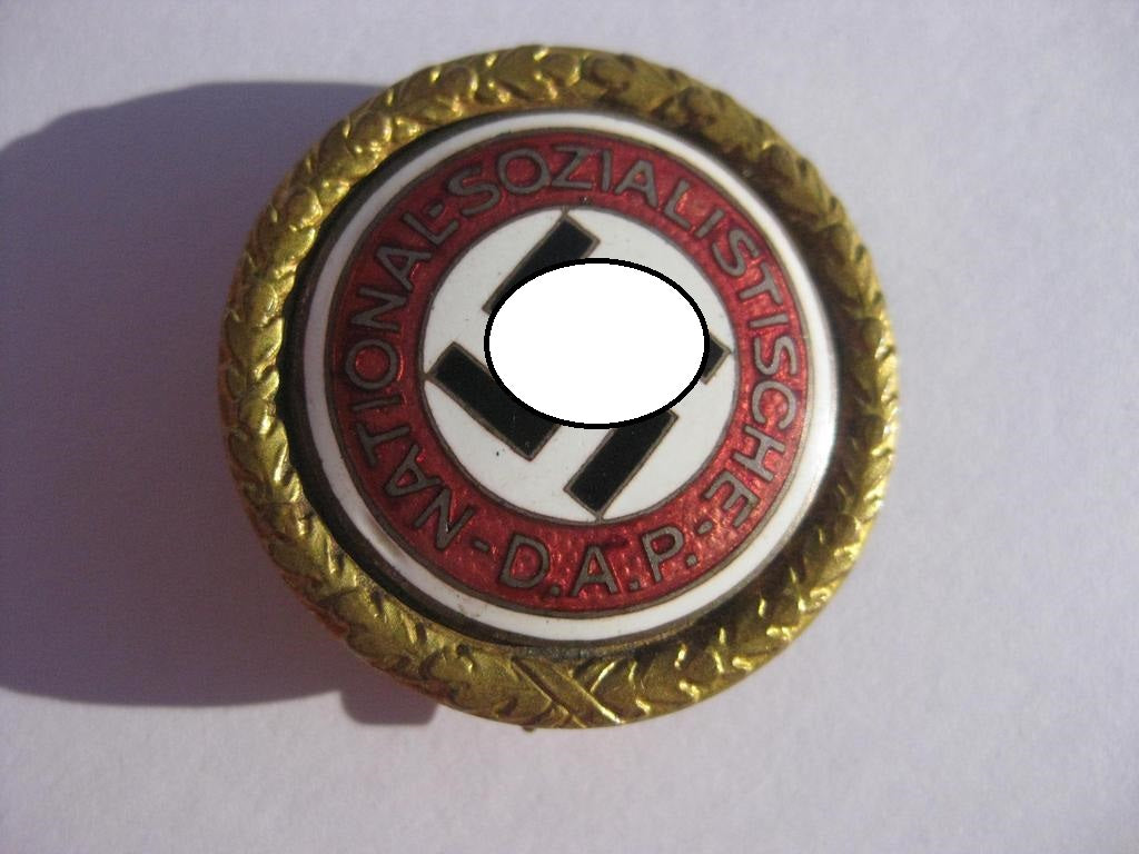 Goldenes Ehrenzeichen der NSDAP Parteiabzeichen