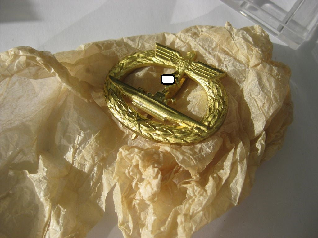 U-Bootkriegsabzeichen Hersteller: SCHWERIN - Berlin UNGETRAGEN Mint Condition