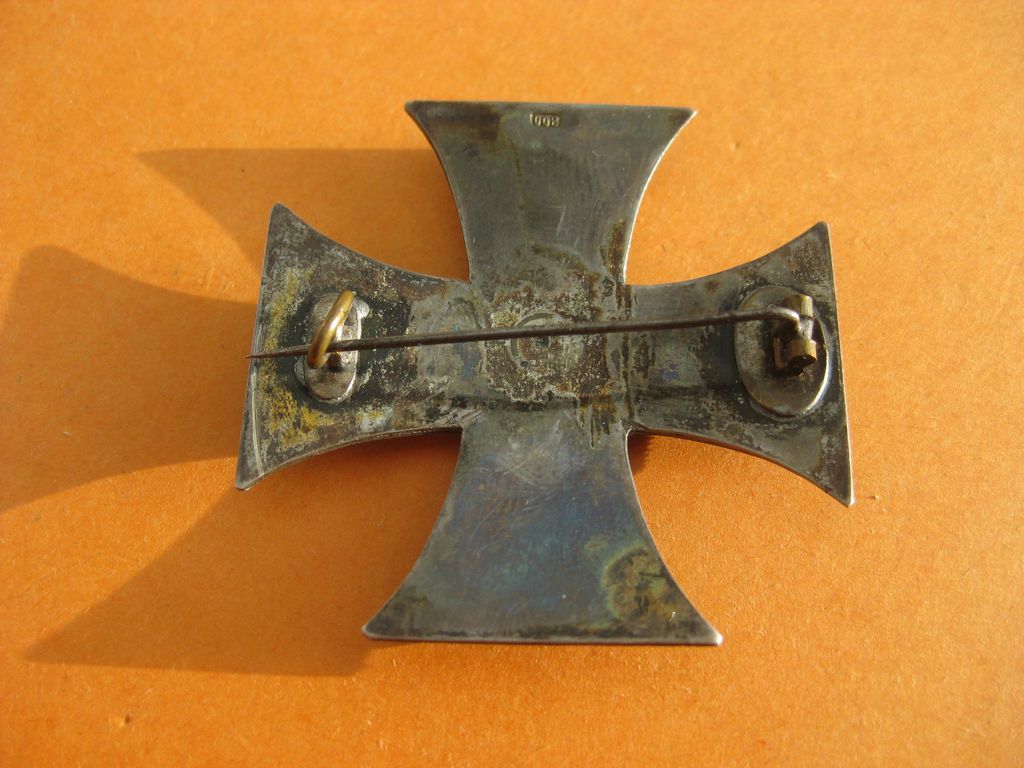 Eisernes Kreuz 1.Klasse 1914 (EK1/14) EXTREM SELTENE VARIANTE mit QUERNADEL 800er SILBER