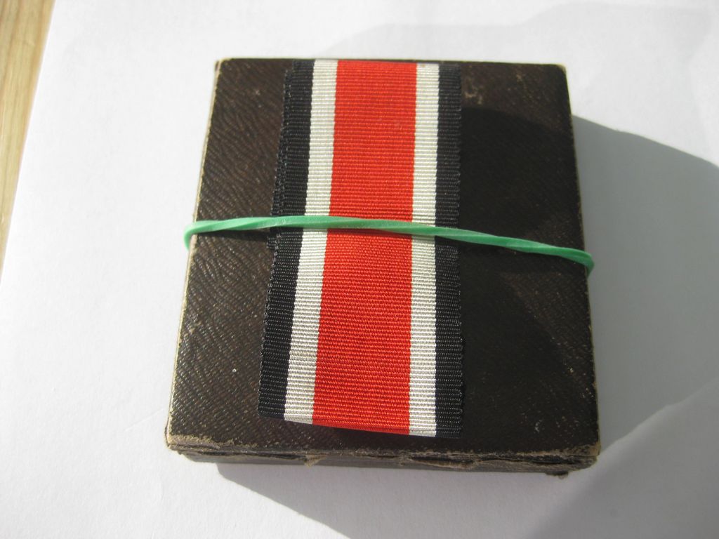 Eisernes Kreuz 2.Klasse 1939 (EK2/39) im Etui &quot;LDO&quot; Verleihungsschachtel