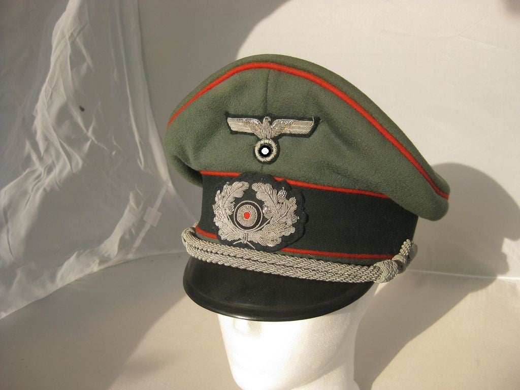 Schirmmütze für Offiziere der Wehrmacht / Artillerie