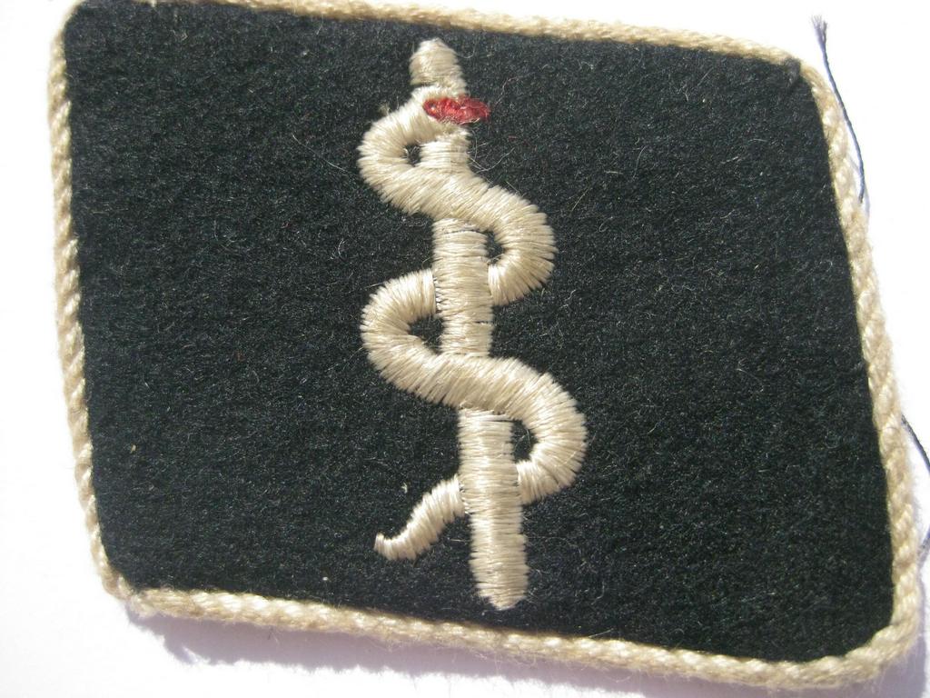 SS - Kragenspiegel Effekten der Schutzstaffel 1000% alt und ORIGINAL