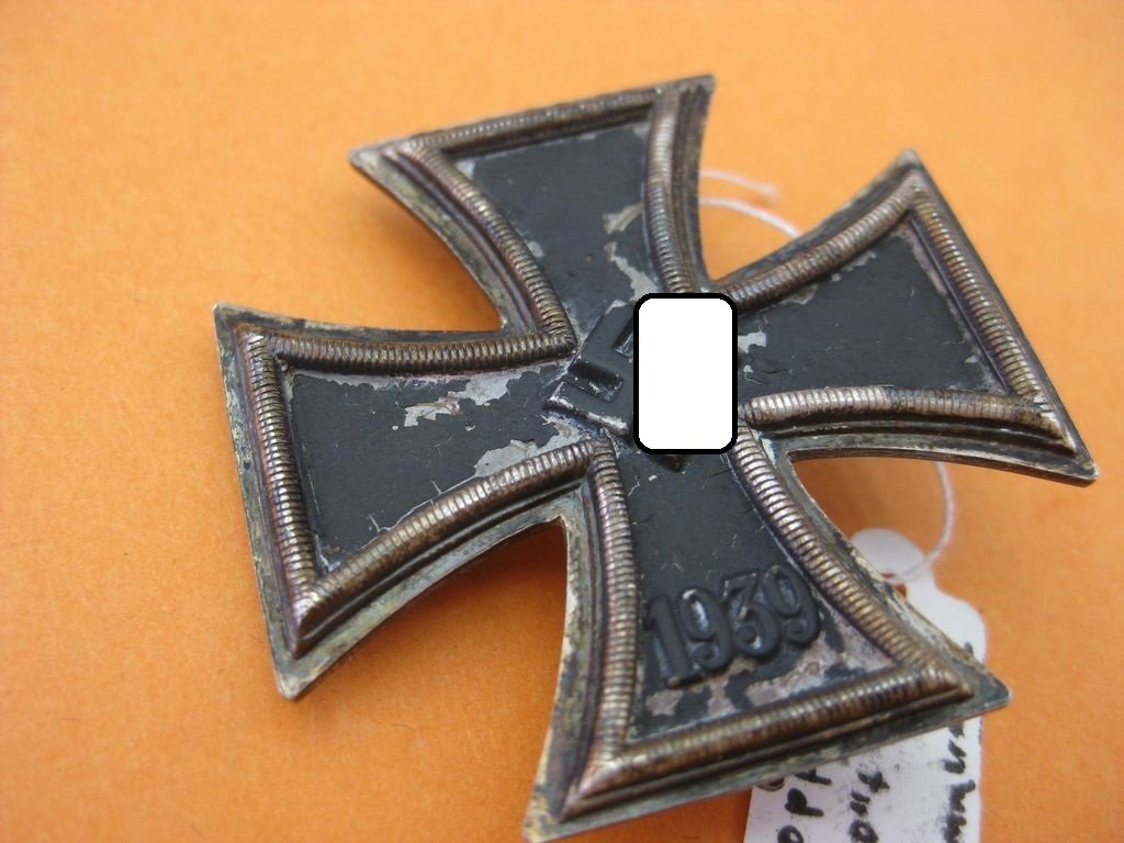 Eisernes Kreuz 1.Klasse 1939 (EK1/39) Hersteller: "20" UND "L/52"  DOPPELSTEMPEL