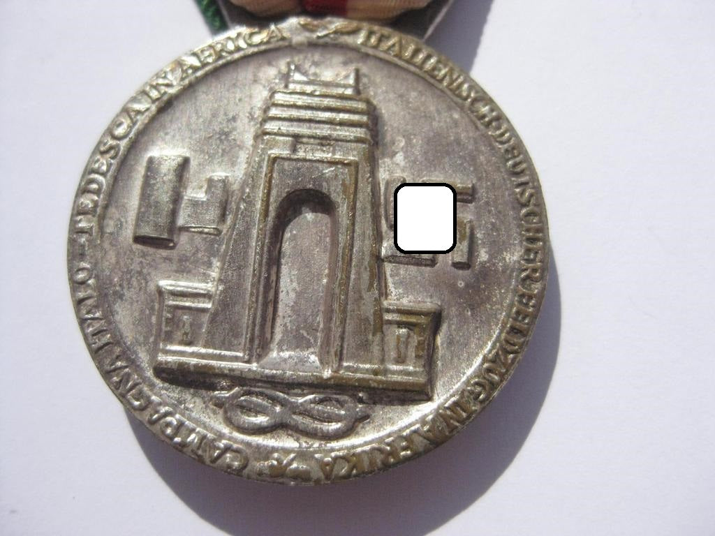 Italienisch-deutsche Afrika Feldzugsmedaille SELTENE VARIANTE in SILBER