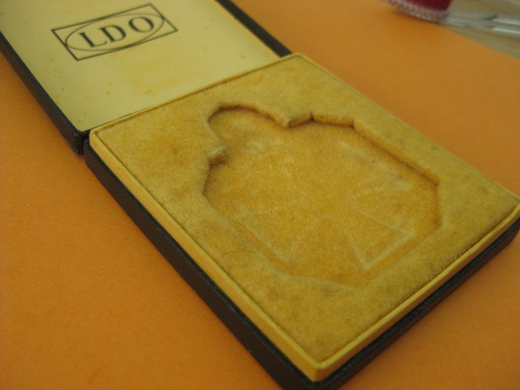 Eisernes Kreuz 2.Klasse 1939 (EK2/39) im Etui "LDO" Verleihungsschachtel Mint Condition