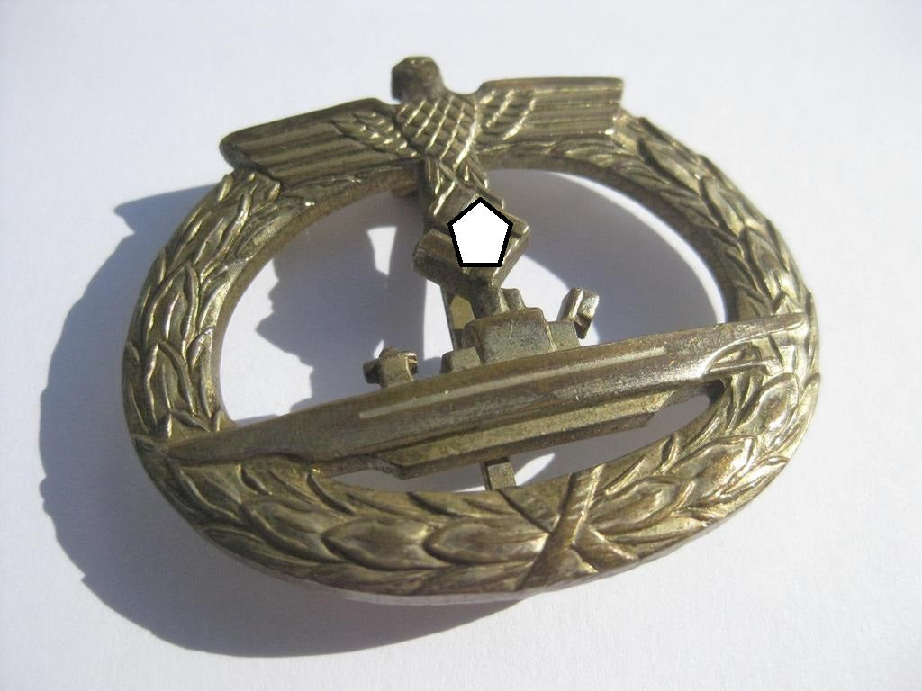 U-Bootkriegsabzeichen VARIANTE ! Hersteller: Petz & Lorenz