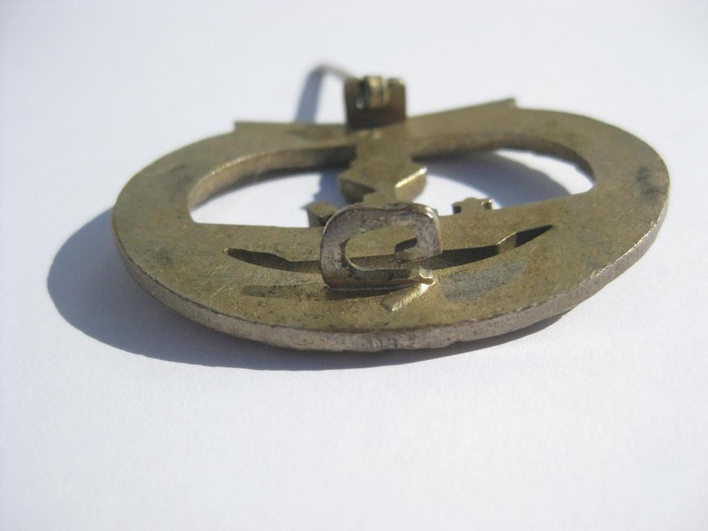 U-Bootkriegsabzeichen VARIANTE ! Hersteller: Petz &amp; Lorenz