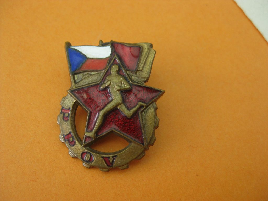 Unbekanntes Abzeichen Orden Ehrenzeichen Sportabzeichen ????