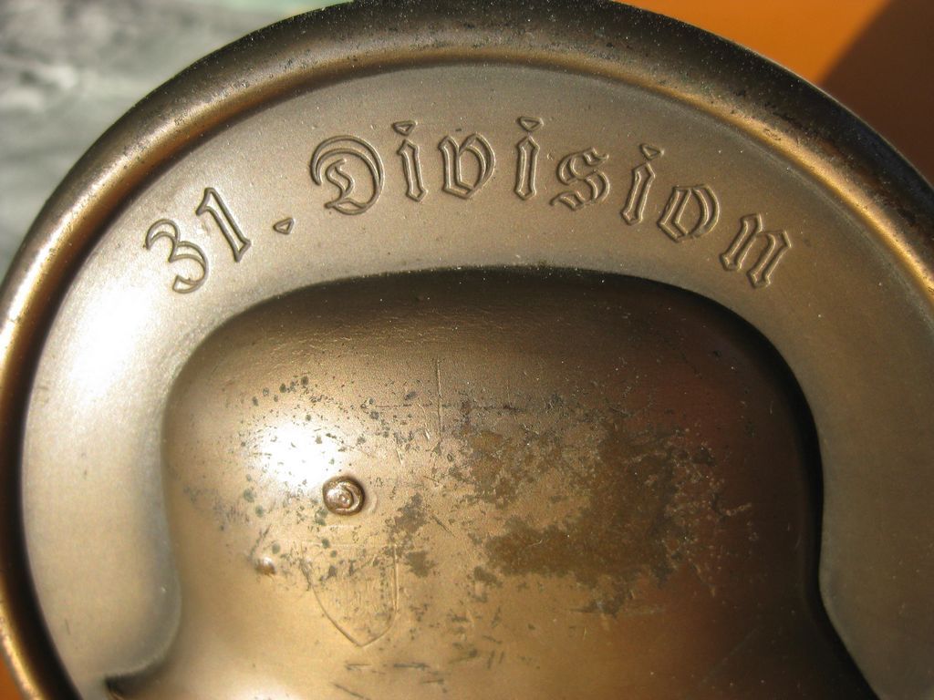 Ehrenmedaille Stahlhelm Plakette 1937 Wehrmacht Ehrenpreis Sportpreis 31. Division BRAUNSCHWEIG 3.Reich