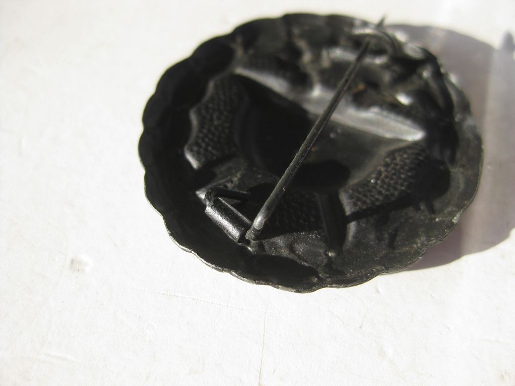 Verwundetenabzeichen in Schwarz 1918 Mint Condition