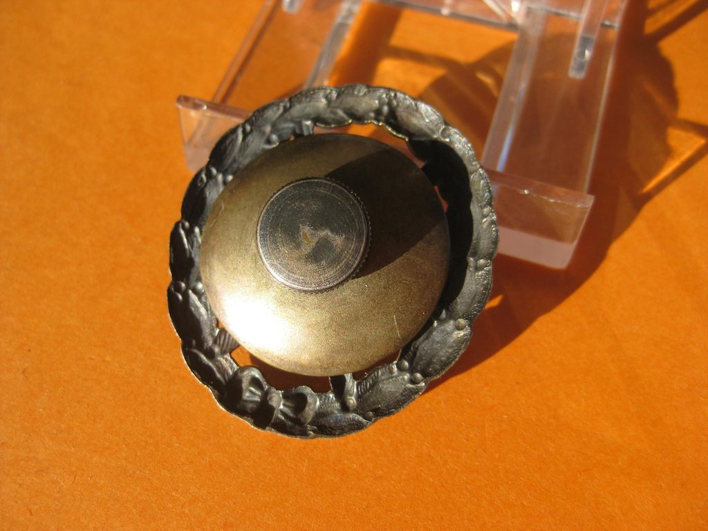 Verwundetenabzeichen in Silber 1918 durchbrochene Ausführung Mint Condition an SCHRAUBSCHEIBE seltene Variante