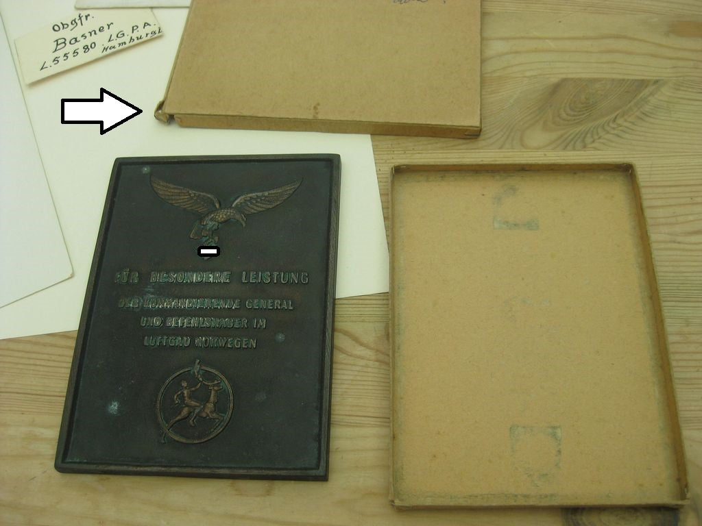 Wehrmacht Ehrenschild des Luftkommandos NORWEGEN Luftwaffe mit Verleihungsurkunde 1. Modell Wehrmacht NUMMERGLEICHES SET !!! So extrem selten zu finden!!