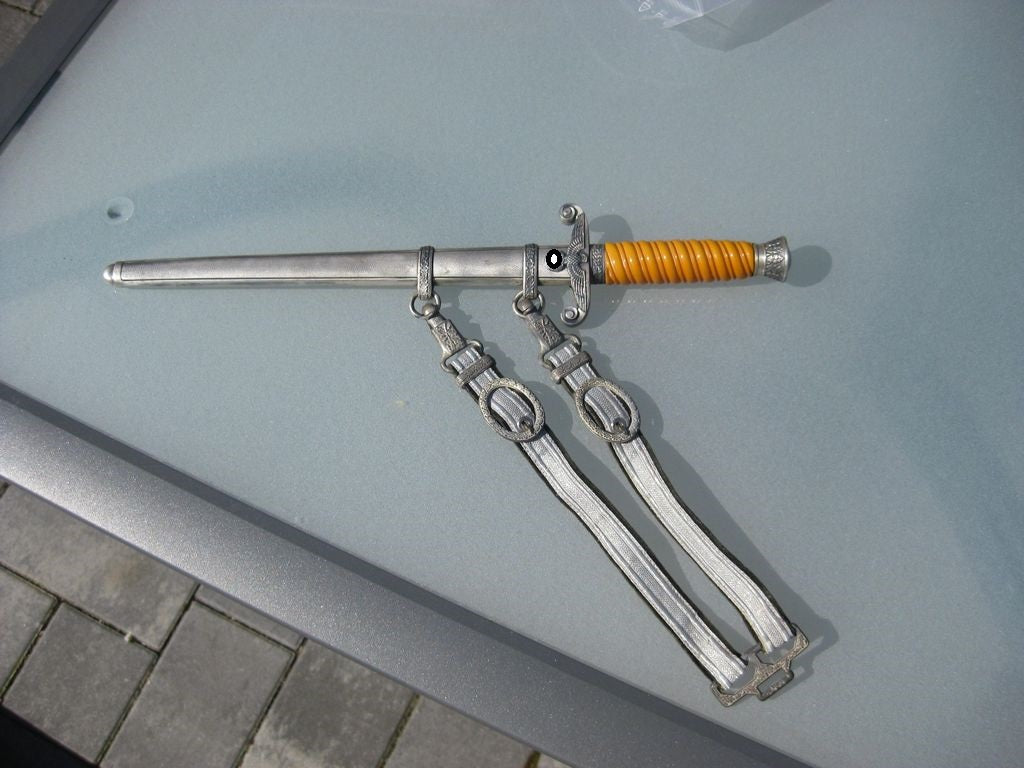 Offiziersdolch Dolch für Offiziere Heeresdolch Hersteller: Eickhorn in Solingen Mint Condition