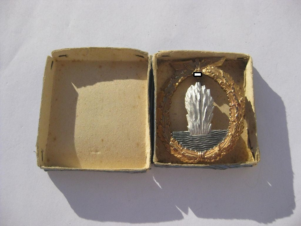 Minensucher Kriegsabzeichen in Schachtel