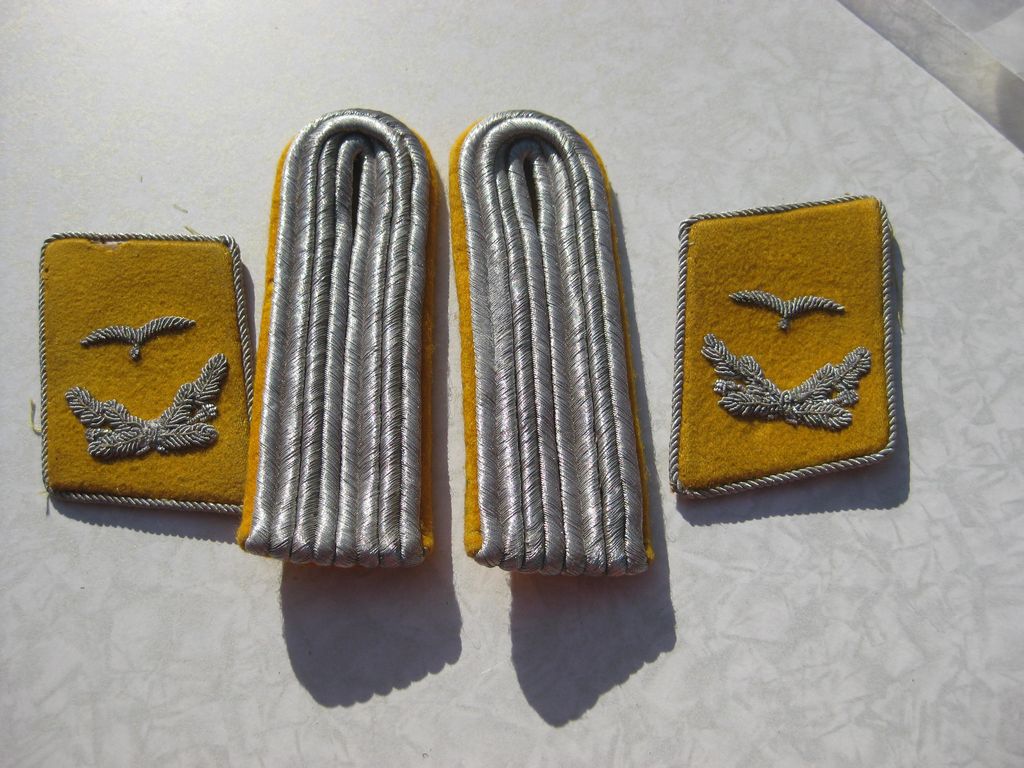 Schulterklappen und Kragenspiegel Luftwaffe Wehrmacht