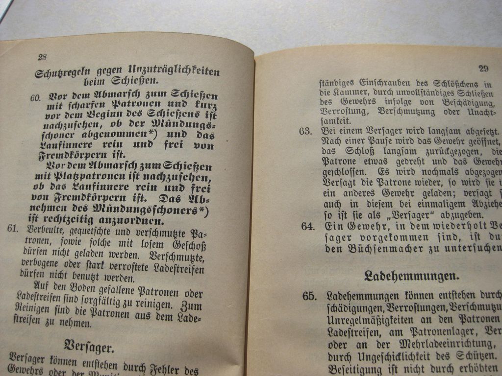 Originalausgabe Heft / Buch Leitfaden Gewehr und Seitengewehr 98 Berlin 1899