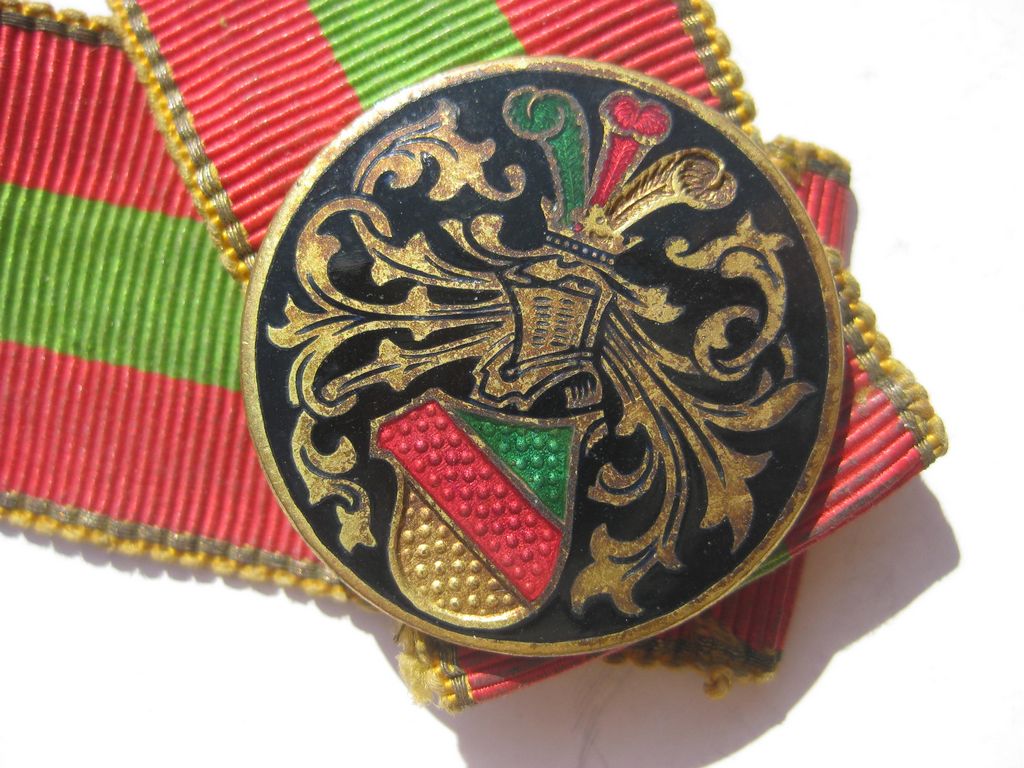 Unbekanntes Abzeichen Orden Ehrenzeichen Studentenschaft Studentika Adelshaus ??