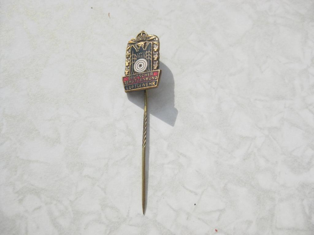 Mitgliedsnadel Deutscher Schützenbund -Luftgewehr- kaiserliches Abzeichen