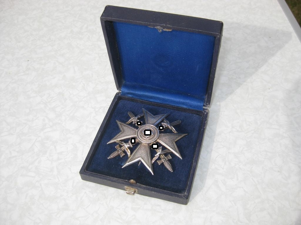 Spanienkreuz mit Schwertern in Silber im Verleihungsetui