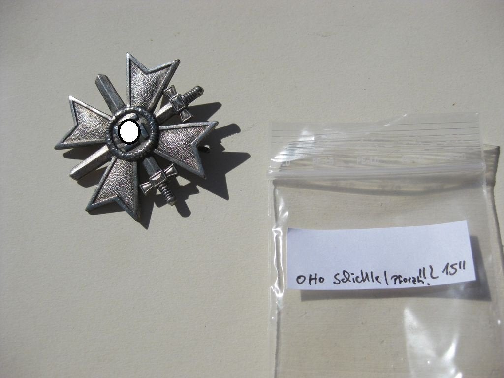 Kriegsverdienstkreuz 1.Klasse mit Schwertern Hersteller: "L15" Otto Schickle Pforzheim Orden Wehrmacht
