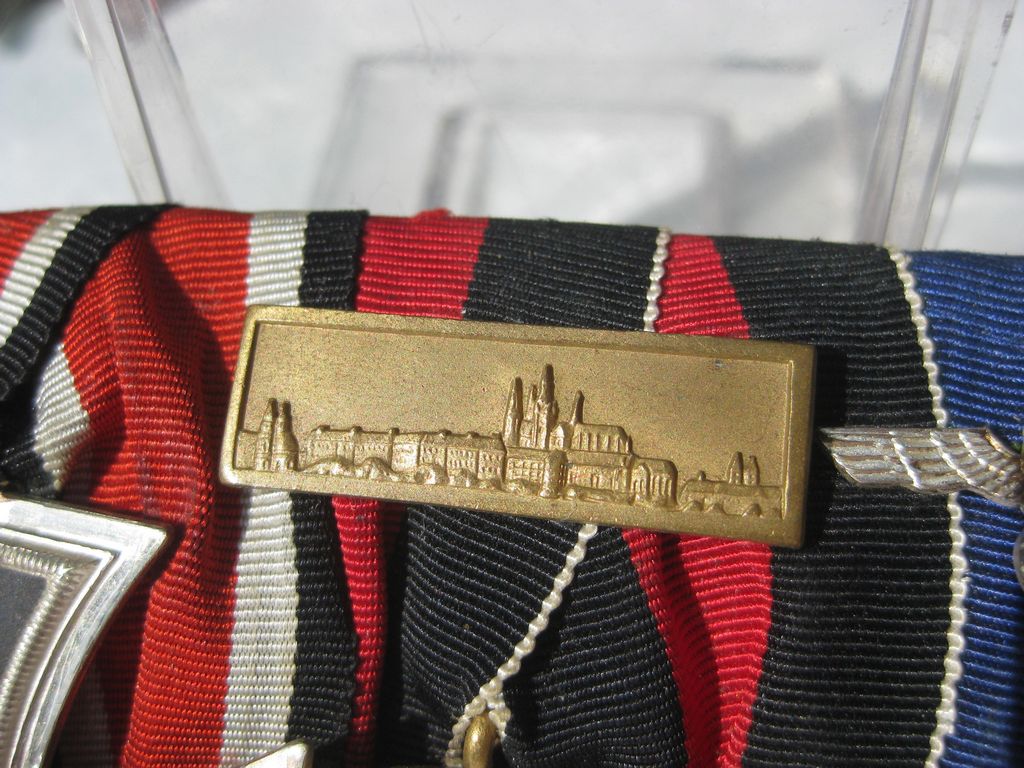 3er Ordensspange Eisernes Kreuz 2.Klasse 1939 EK2/39 Dienstauszeichnung 4 Jahre HEER Wehrmacht Einmarschmedaille 1.Oktober 1938 Sudetenmedaille mit Spange PRAGER BURG