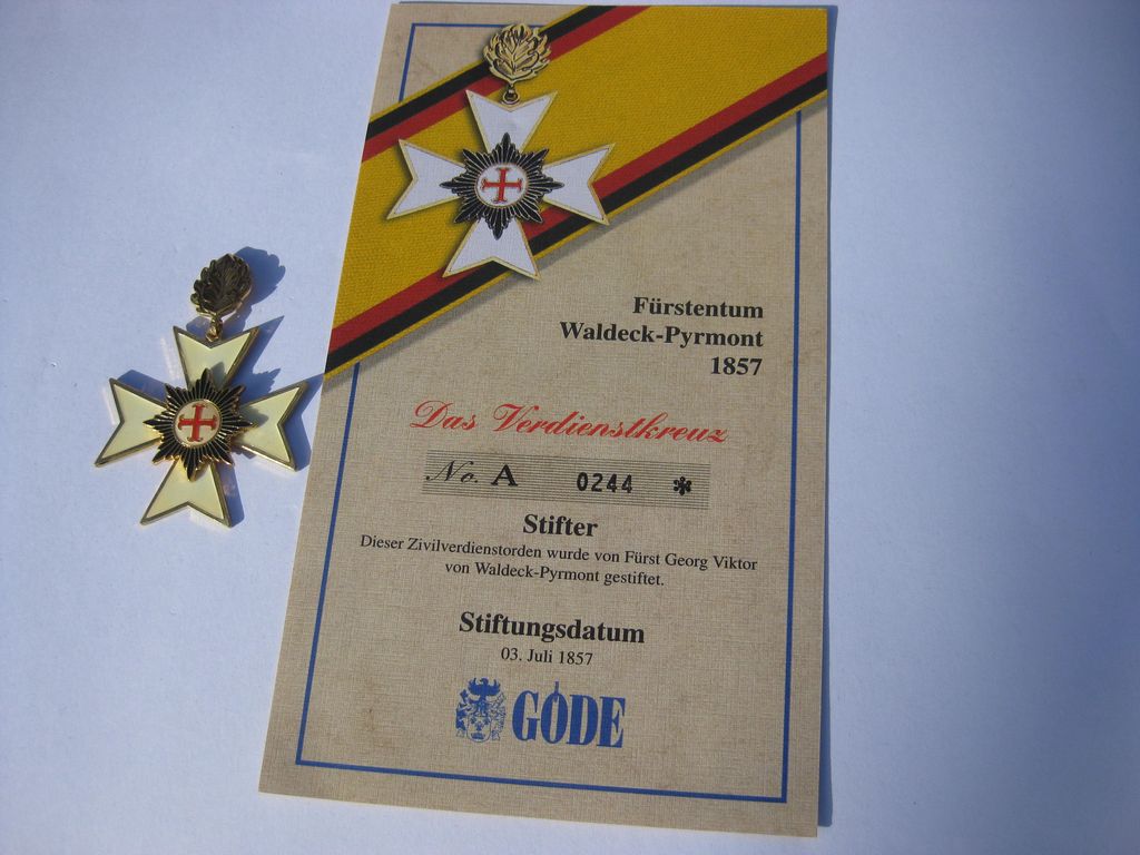 Göde Waldeck & Pyrmont 1857 Orden Ritterkreuz Verdienstkreuz Sammleranfertigung / Museumsanfertigung