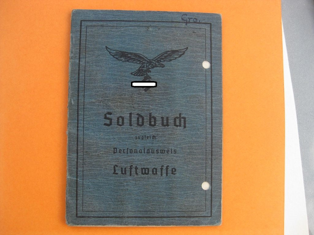 Soldbuch Wehrmacht Luftwaffe Fallschirmtruppe SEGELFLUGZEUGFÜHRER mit Nahkampfspange