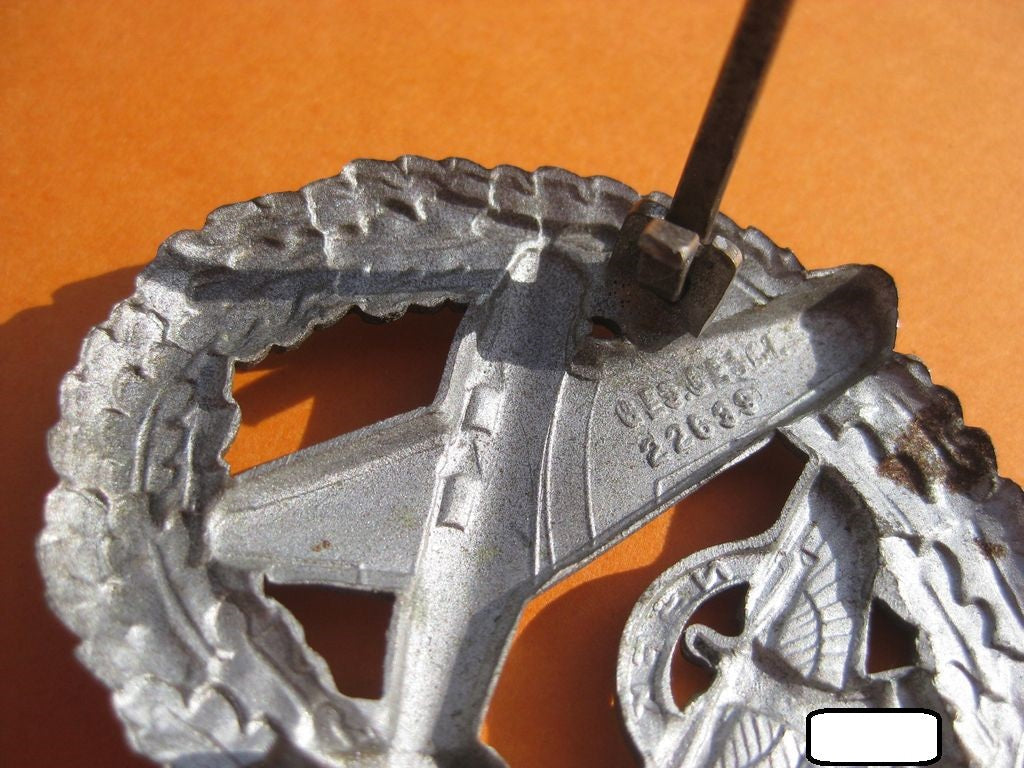 NSFK Motor - Flugzeugführerabzeichen 2.Modell Motorflieger mit Hakenkreuz Fliegerkorps Wehrmacht Orden Motorflugzeugführer