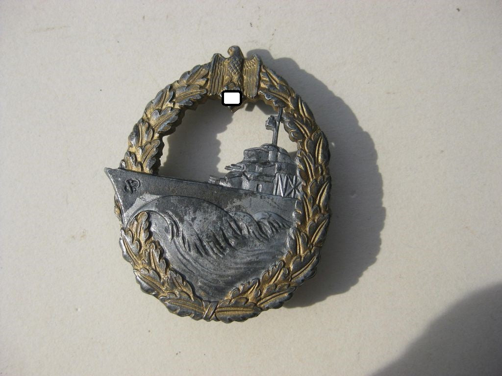 Zerstörer Kriegsabzeichen der Kriegsmarine Hersteller:  S.H.u.Co. 3.Form Orden Wehrmacht