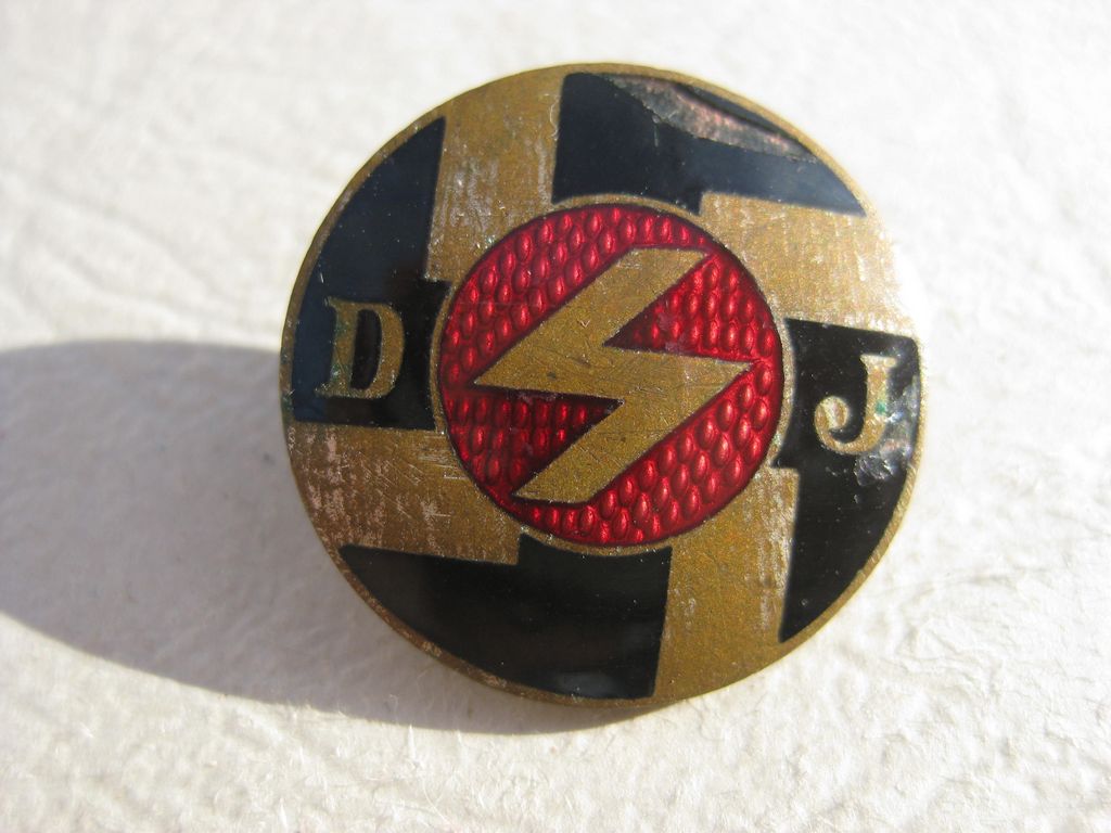 Hitlerjugend Deutsches Jungvolk (HJ) (DJ) - Mitgliedsabzeichen - 1.Modell OHNE den Buchstaben V