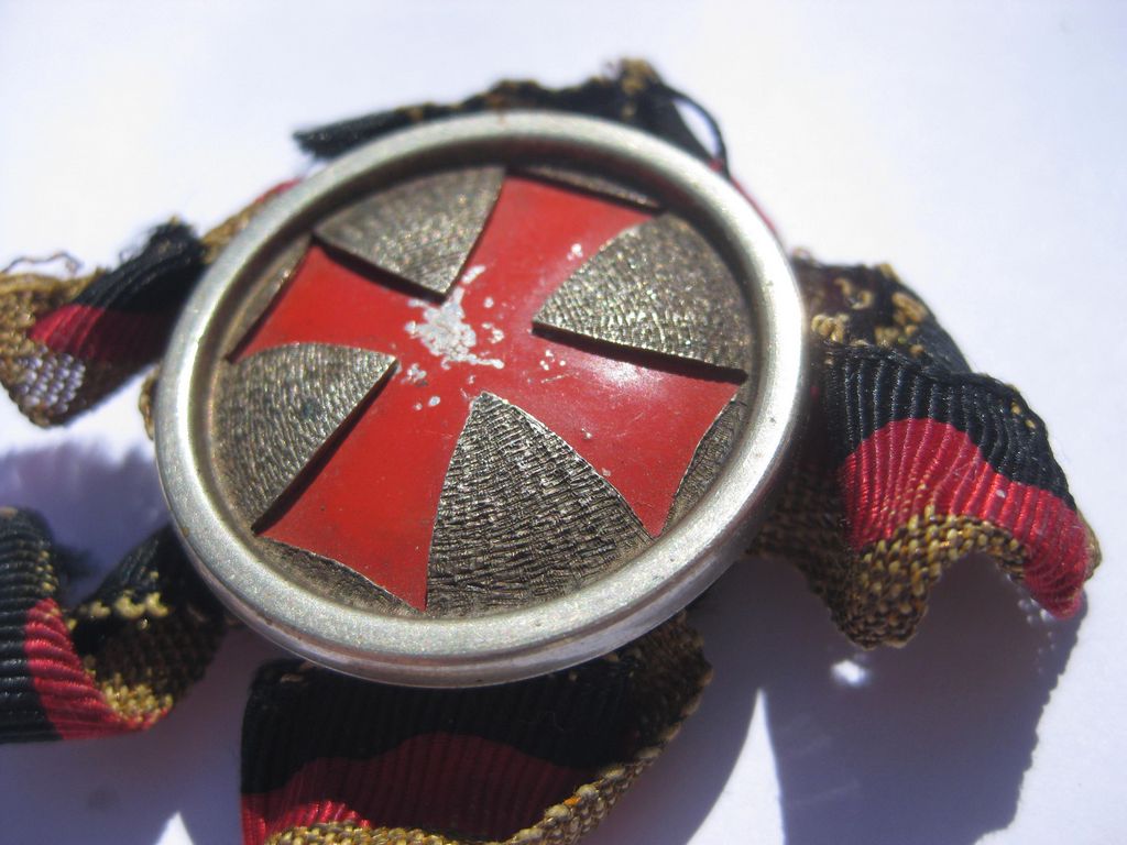 Unbekannter Unbekanntes ?????? Orden Abzeichen Mitgliedsabzeichen Bitte um HILFE !!!!