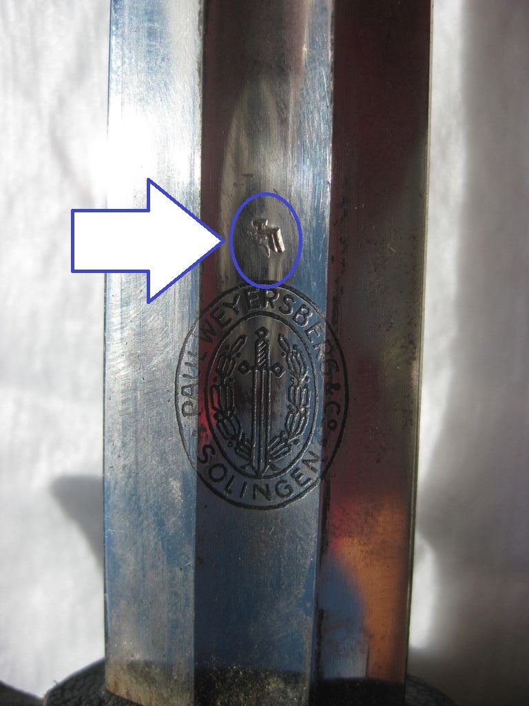 Luftwaffenschwert Fliegerschwert frühes Modell Offiziersschwert Schwert für Offiziere der Luftwaffe Wehrmacht Mint Condition Modell 1935