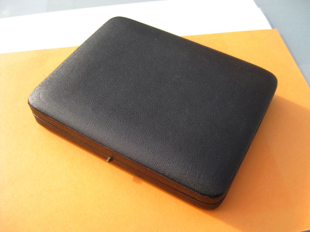 KONVOLUT / Wehrwirtschaftsführerabzeichen mit Miniatur und Kriegsverdienstkreuz 1. Klasse OHNE Schwerter MINT CONDITION