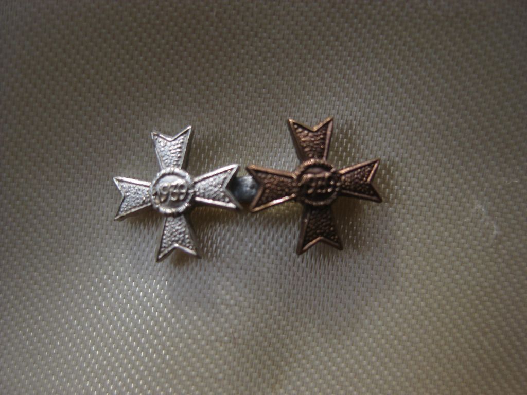 KONVOLUT / Wehrwirtschaftsführerabzeichen mit Miniatur und Kriegsverdienstkreuz 1. Klasse OHNE Schwerter MINT CONDITION