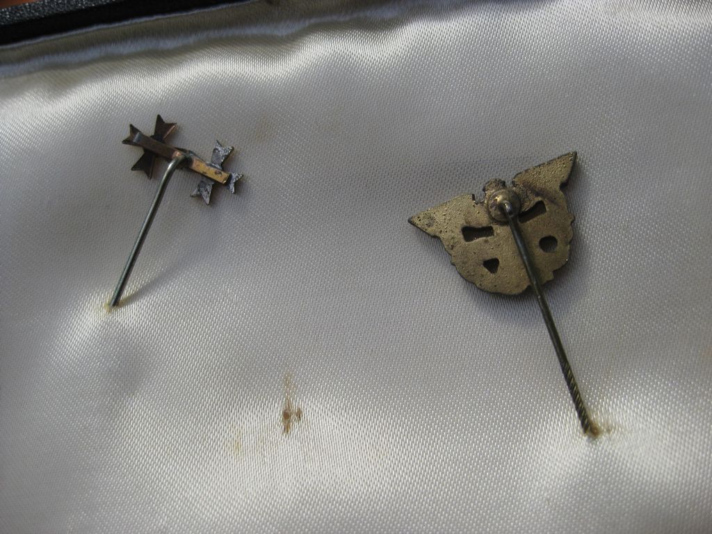 KONVOLUT / Wehrwirtschaftsführerabzeichen mit Miniatur und Kriegsverdienstkreuz 1. Klasse OHNE Schwerter MINT CONDITION