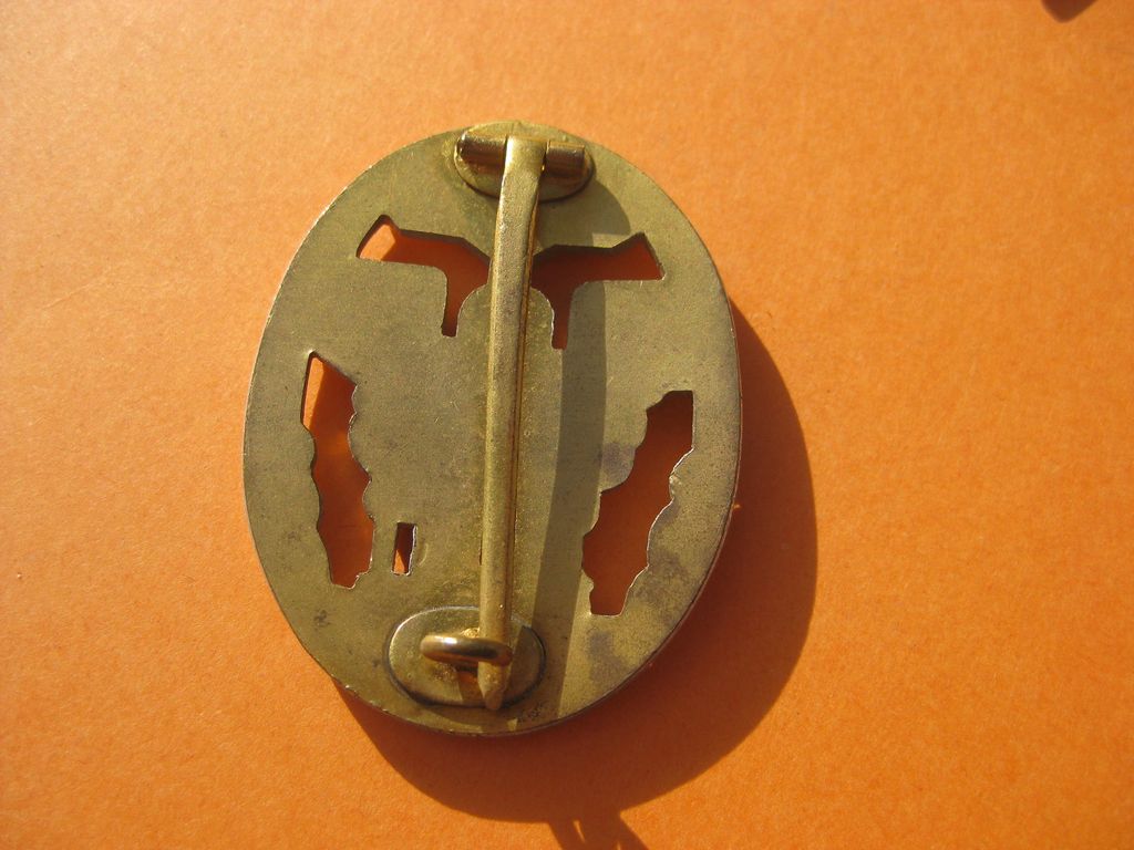 KONVOLUT / Wehrwirtschaftsführerabzeichen mit Miniatur und Kriegsverdienstkreuz 1. Klasse OHNE Schwerter MINT CONDITION