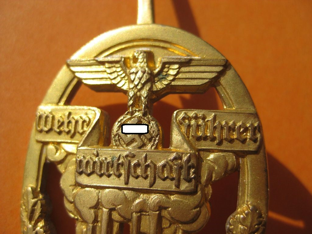 KONVOLUT / Wehrwirtschaftsführerabzeichen mit Miniatur und Kriegsverdienstkreuz 1. Klasse OHNE Schwerter MINT CONDITION