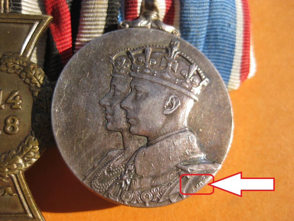 3er Ordenschnalle Ordensspange Krönungsmedaille 1937 ENGLAND Mecklenburg-Schwerin NichtkämpferEhrenkreuz Kaiserreich