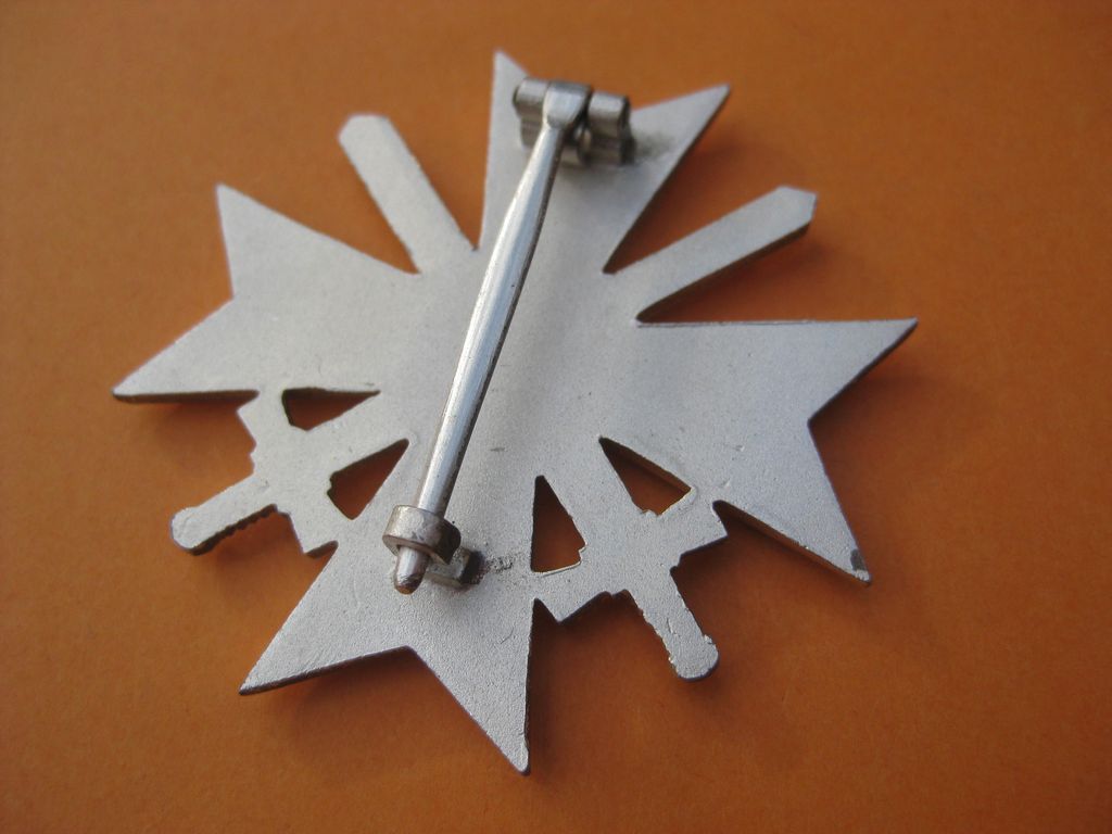 Kriegsverdienstkreuz 1.Klasse MIT Schwerter Ausführung für Bundeswehr 1957