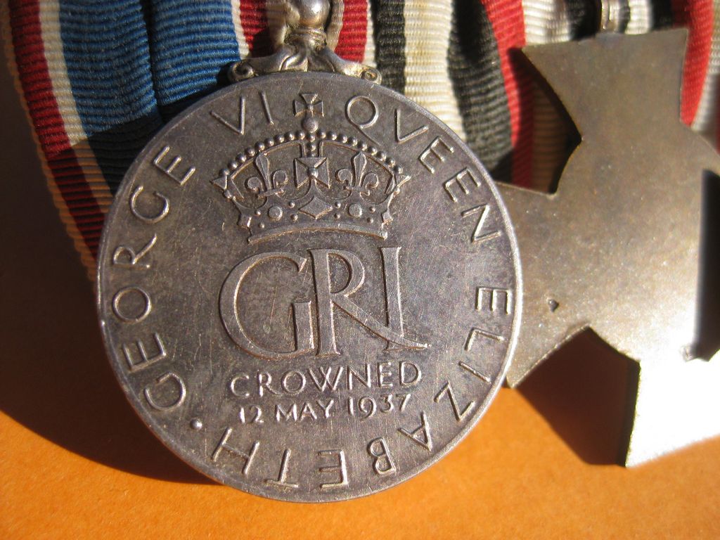 3er Ordenschnalle Ordensspange Krönungsmedaille 1937 ENGLAND Mecklenburg-Schwerin NichtkämpferEhrenkreuz Kaiserreich