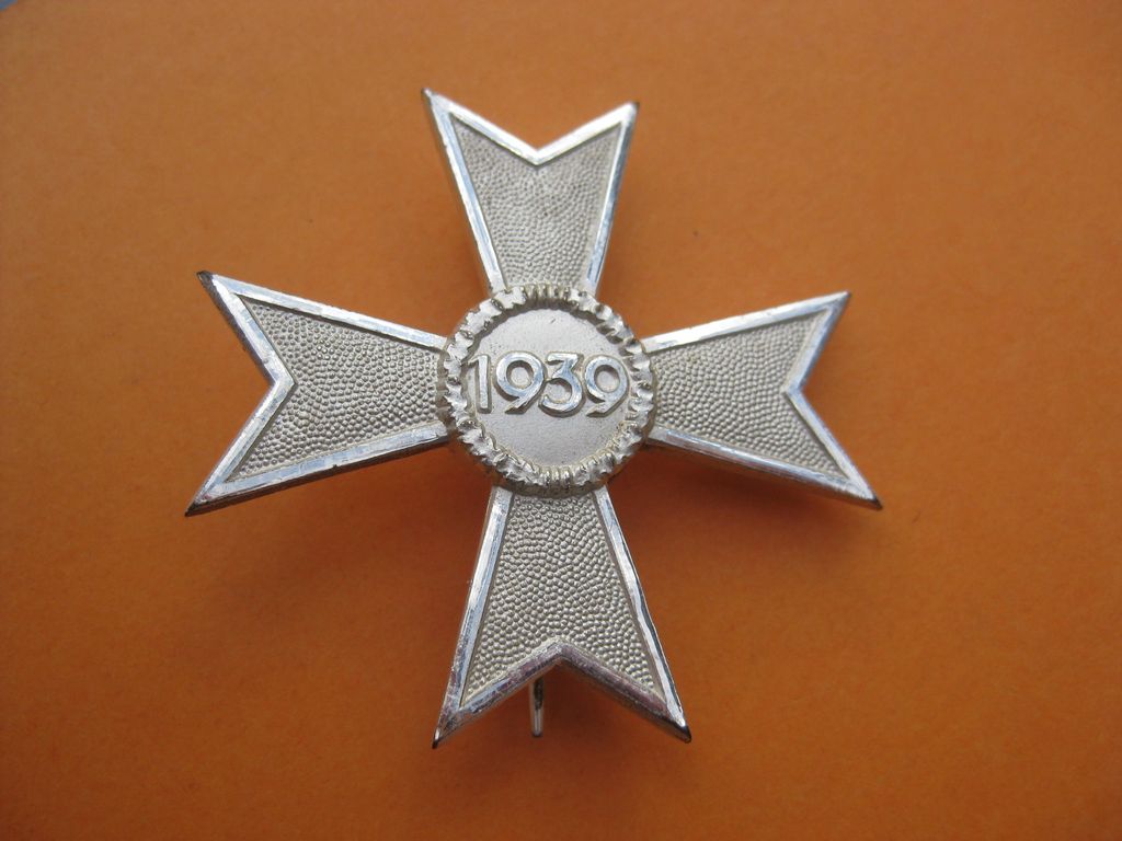 Kriegsverdienstkreuz 1.Klasse OHNE Schwerter Ausführung für Bundeswehr 1957