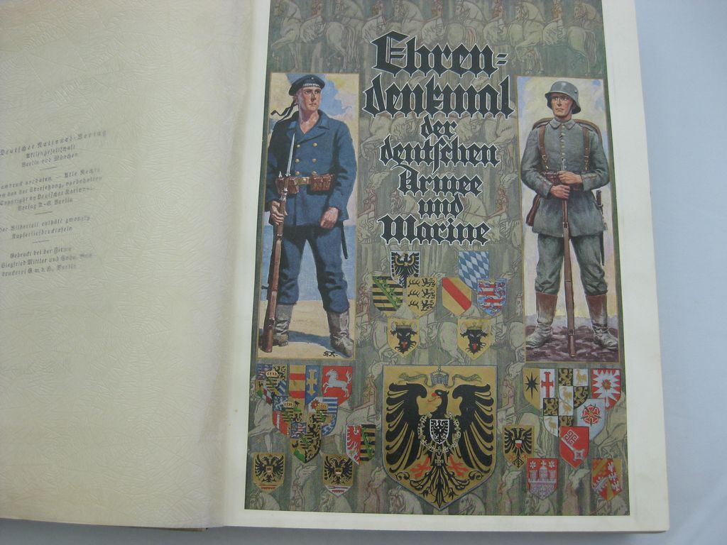 Buch Ehrendenkmal der deutschen Armee und Marine 1914