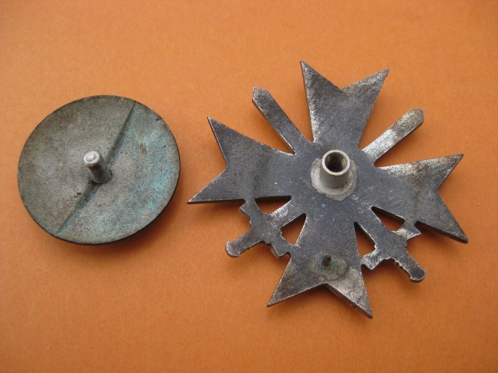 Kriegsverdienstkreuz 1.Klasse mit Schwertern (KVK1/39) an SCHRAUBSCHEIBE